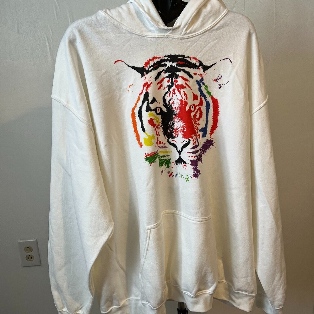 Gildan Big Tall Men or Unisex 4XL Hoodie Sweatshirt Color White with 80FOR logo